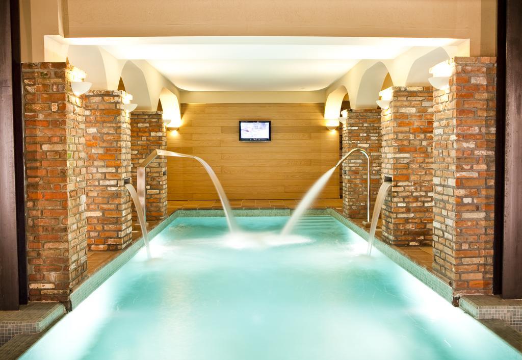 Kazarma Hotel Kalývia Fylaktís Esterno foto