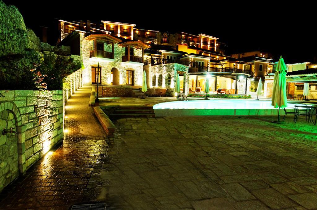 Kazarma Hotel Kalývia Fylaktís Esterno foto