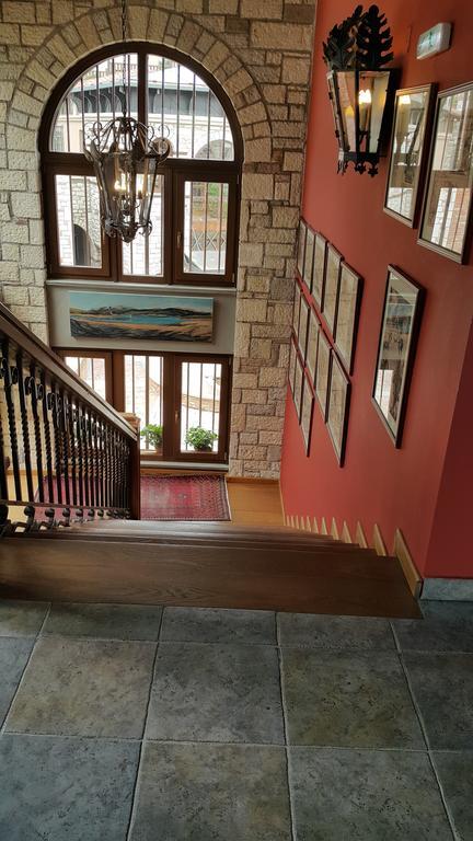 Kazarma Hotel Kalývia Fylaktís Esterno foto
