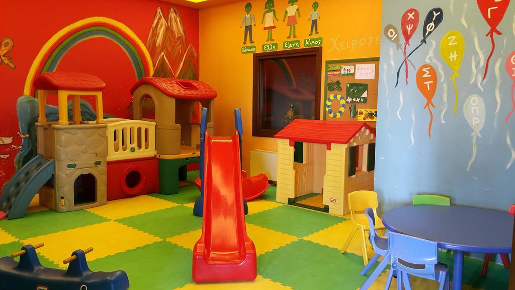 Kazarma Hotel Kalývia Fylaktís Esterno foto